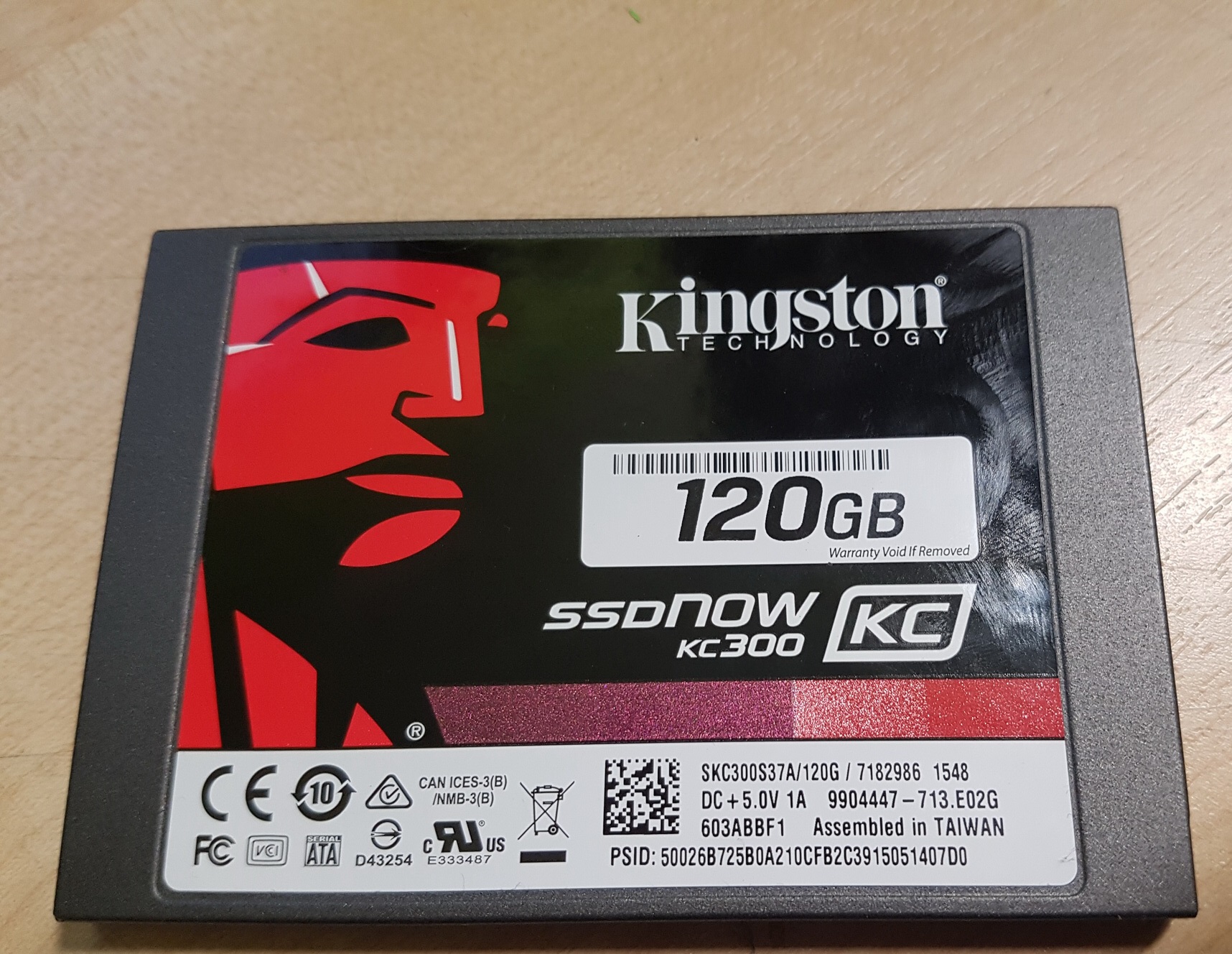 Kingston_SSDnow_KC300_1.jpg